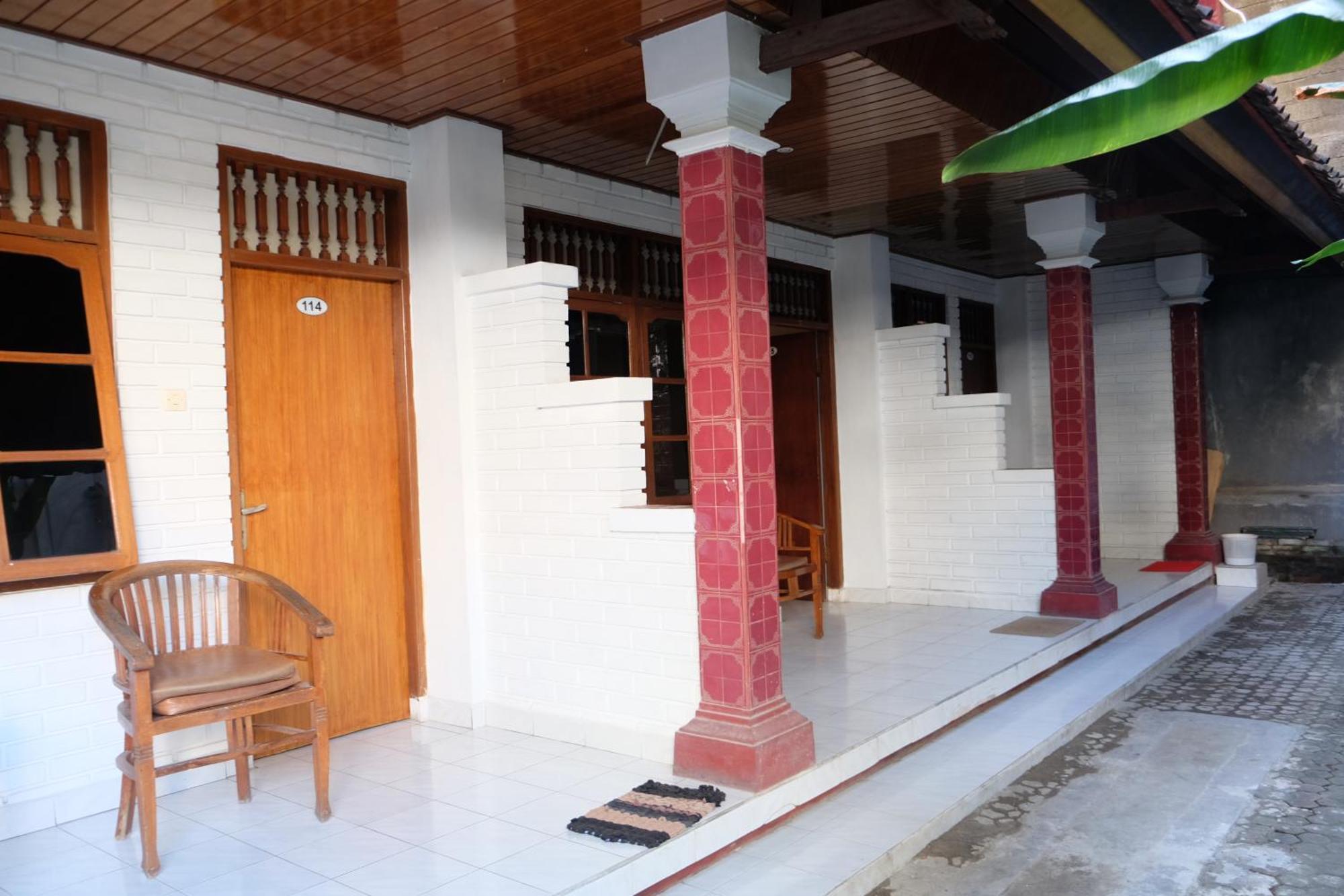 Palm Garden Kuta Hotel Kuta  Exterior photo